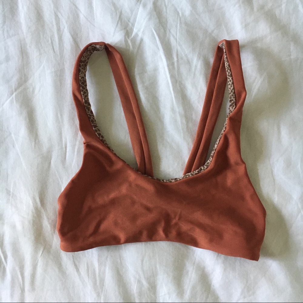 Acacia kanaio top in lihing mui